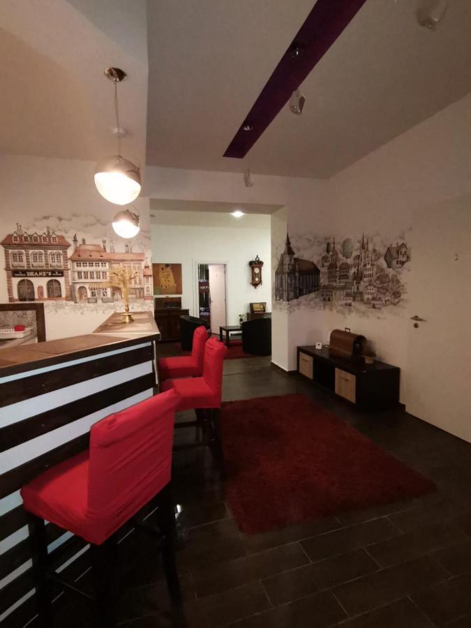 Vintage Downtown Hostel Brasov