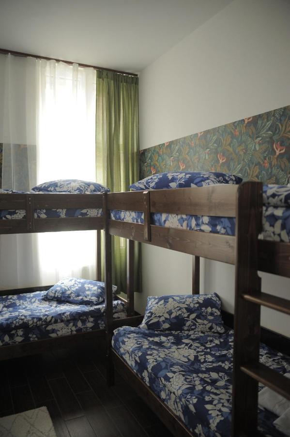 Vintage Downtown Hostel *